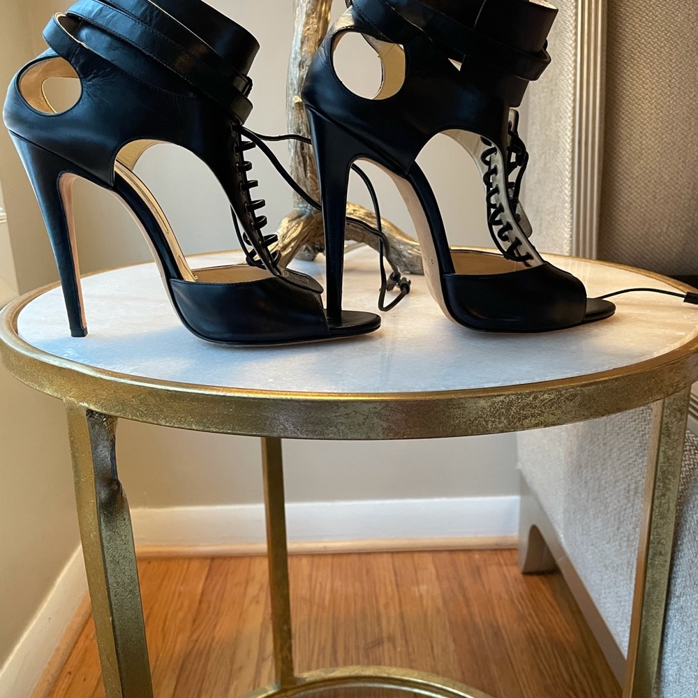 Brian Atwood Size 8 1/2